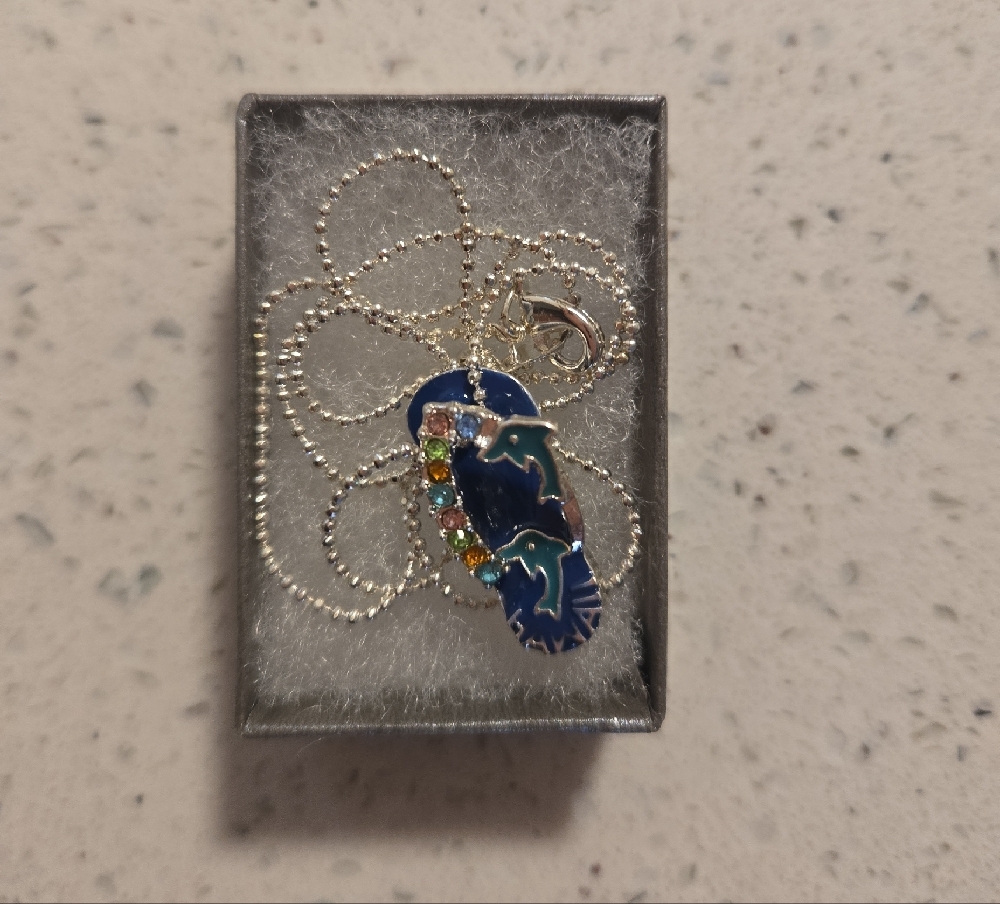 Elegant Blue and Silver Necklace